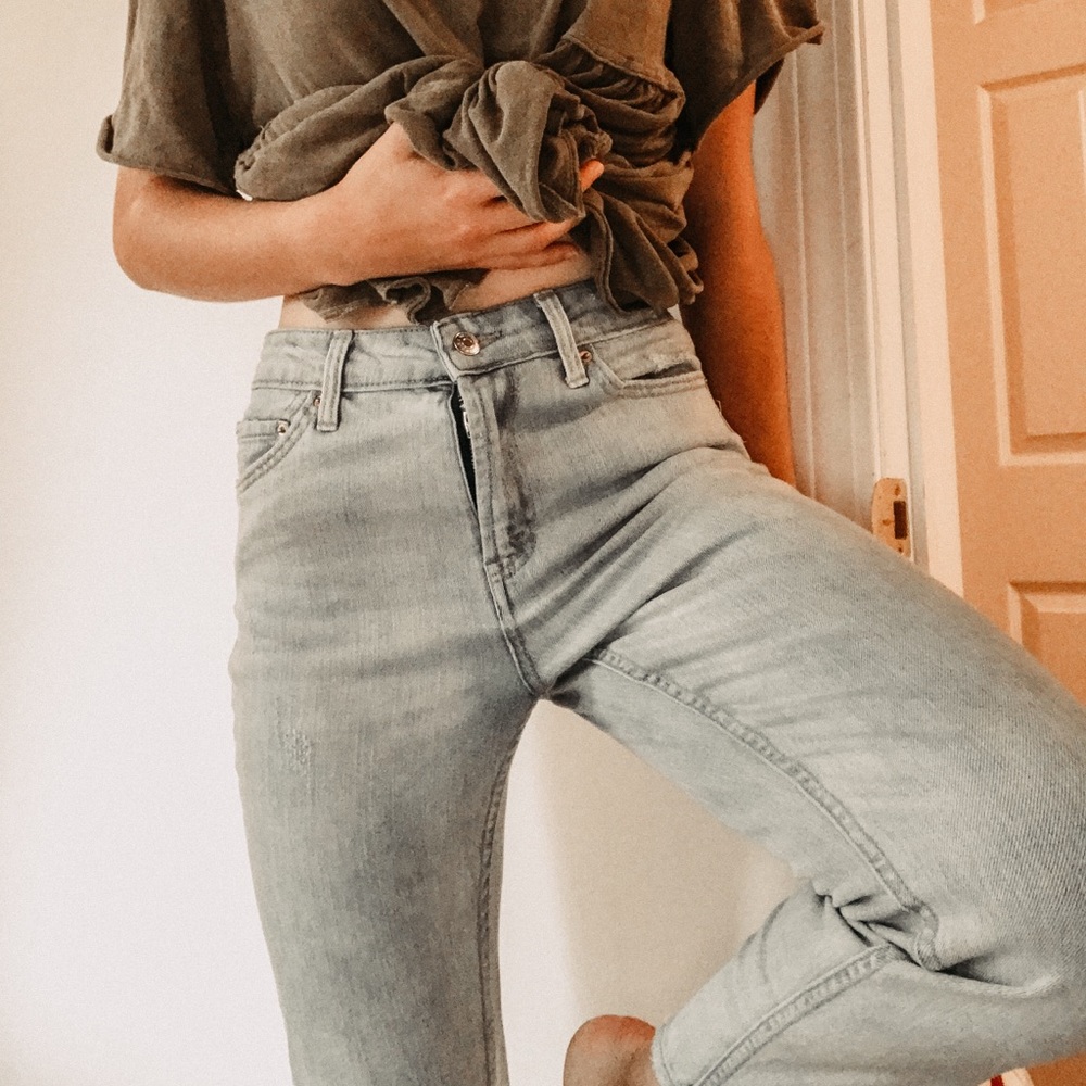 Hugh rise mom jean